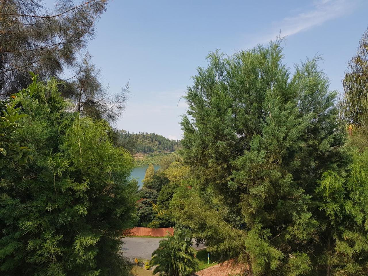 Rebero Kivu Resort Kibuye ภายนอก รูปภาพ