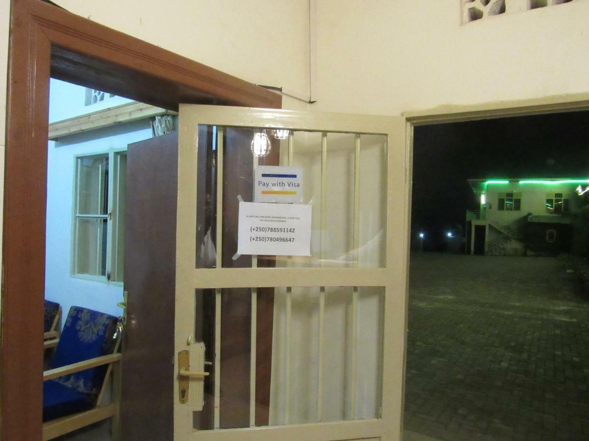 Rebero Kivu Resort Kibuye ภายนอก รูปภาพ